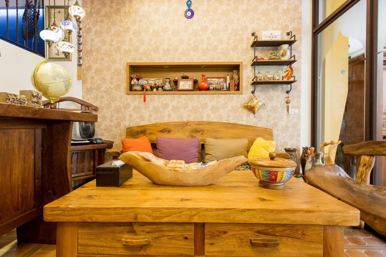花蓮市 ホームタウン B＆B Bed & Breakfast エクステリア 写真